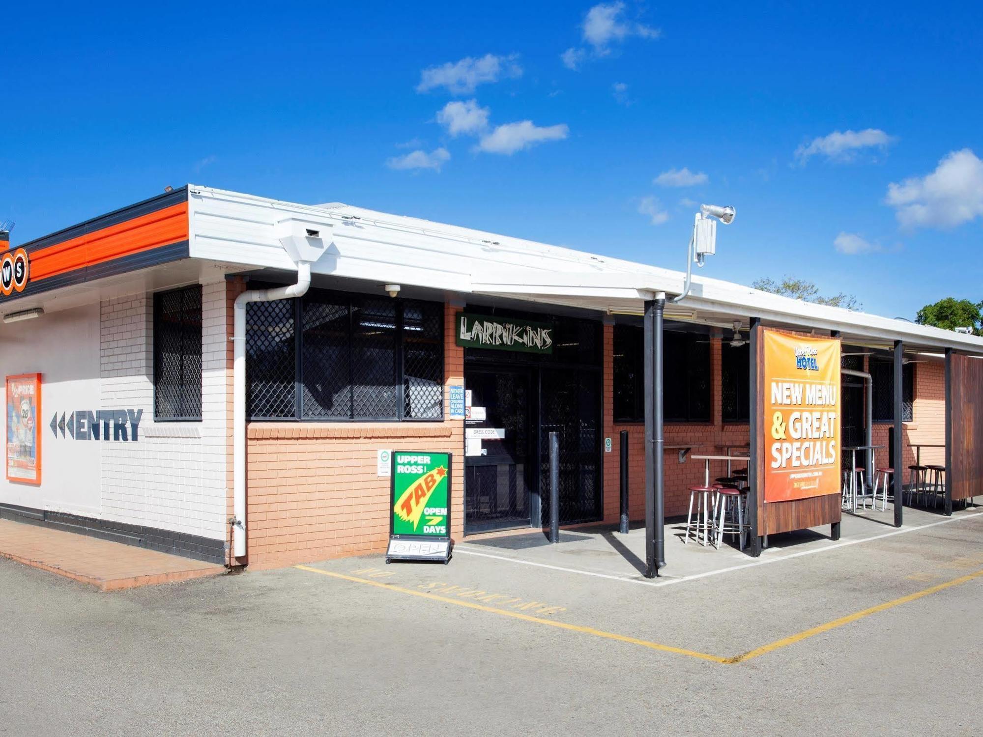 Upper Ross Hotel Townsville Exterior photo