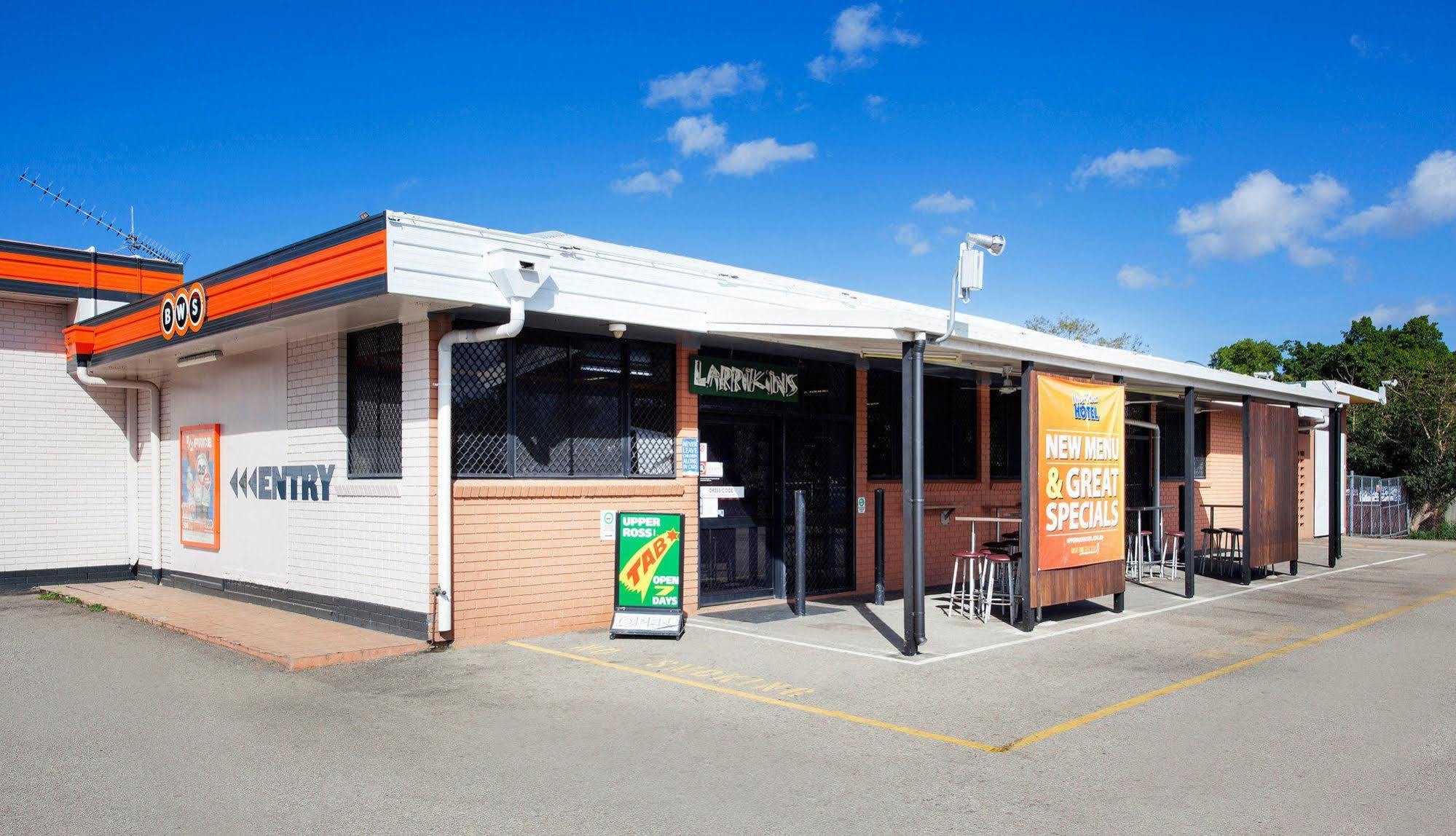 Upper Ross Hotel Townsville Exterior photo